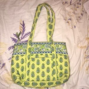 Vera bradley travel bag